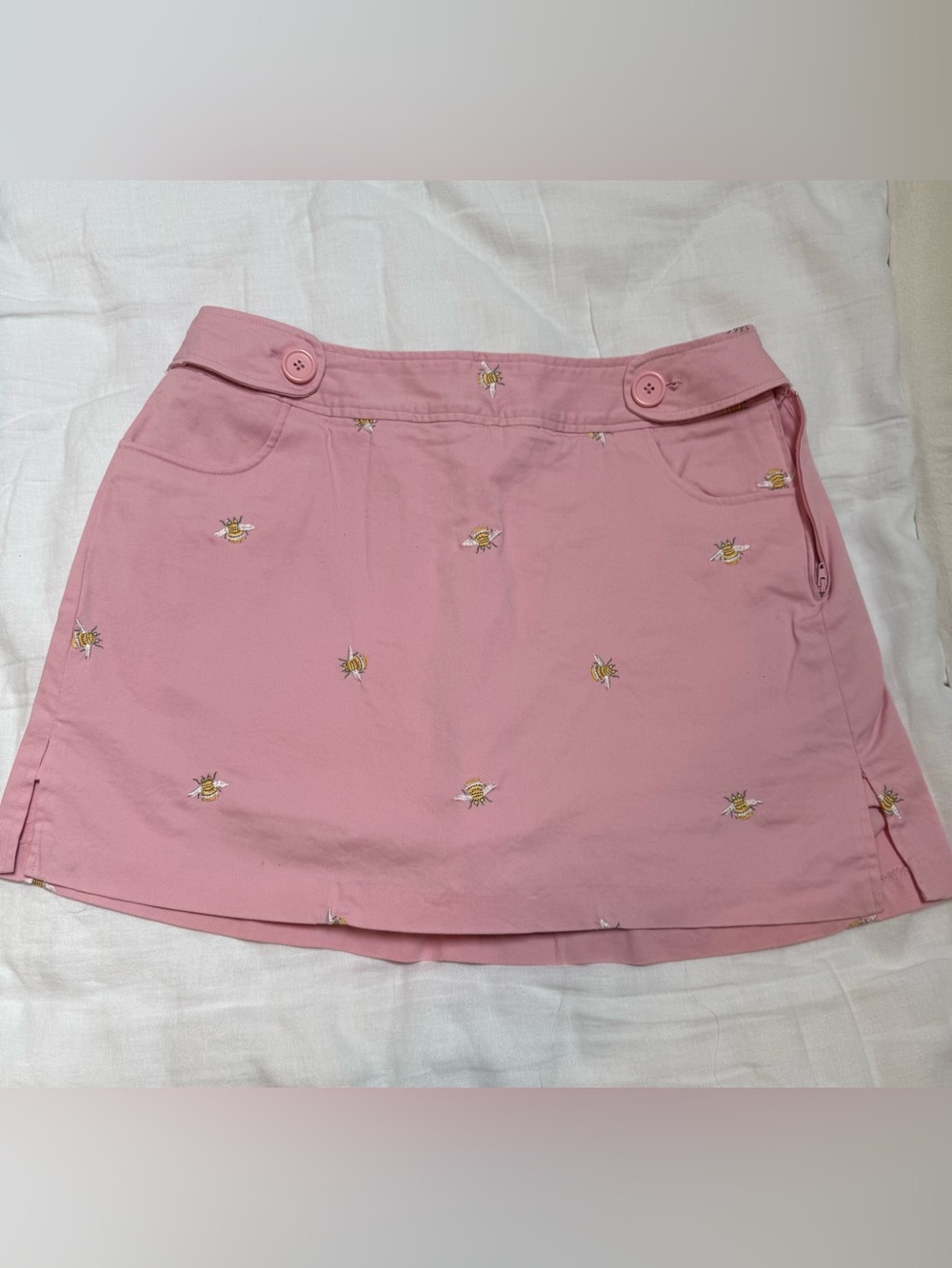 Larry Levine Pink Mini Skirt with Bee Embroidery; Size 14
